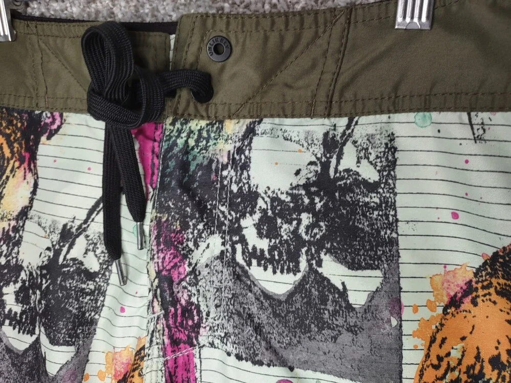 Analog Boardshorts Men 30 Multicolor Pink Skulls Parrot Motif Swim Surf Trunks